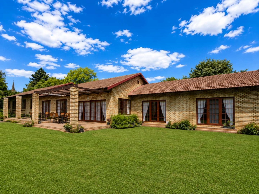 4 Bedroom Property for Sale in Ladybrand Free State